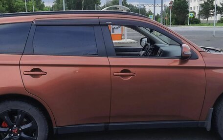 Mitsubishi Outlander III рестайлинг 3, 2012 год, 1 850 000 рублей, 8 фотография