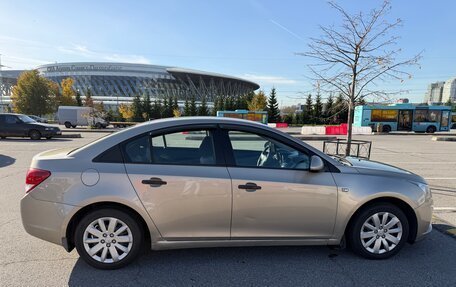 Chevrolet Cruze II, 2011 год, 650 000 рублей, 6 фотография