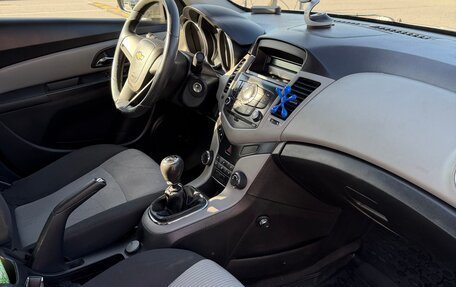 Chevrolet Cruze II, 2011 год, 650 000 рублей, 8 фотография