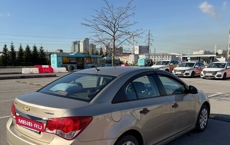 Chevrolet Cruze II, 2011 год, 650 000 рублей, 5 фотография