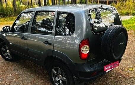 Chevrolet Niva I рестайлинг, 2013 год, 520 000 рублей, 10 фотография