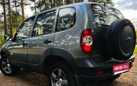 Chevrolet Niva I рестайлинг, 2013 год, 520 000 рублей, 9 фотография