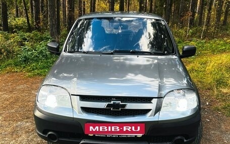 Chevrolet Niva I рестайлинг, 2013 год, 520 000 рублей, 17 фотография