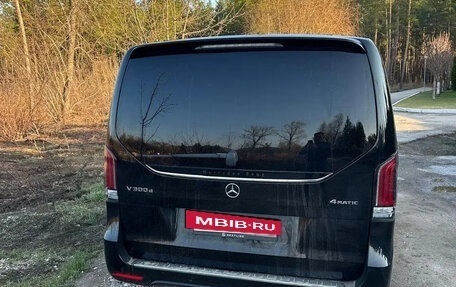 Mercedes-Benz V-Класс, 2024 год, 11 500 000 рублей, 2 фотография