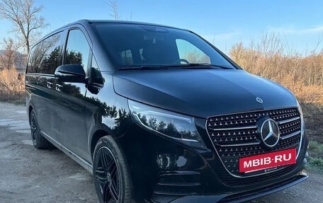 Mercedes-Benz V-Класс, 2024 год, 11 500 000 рублей, 19 фотография