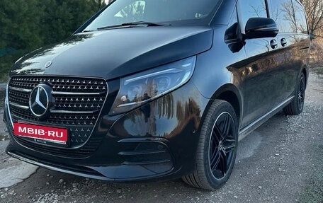 Mercedes-Benz V-Класс, 2024 год, 11 500 000 рублей, 22 фотография