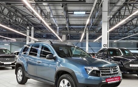 Renault Duster I рестайлинг, 2014 год, 979 000 рублей, 2 фотография