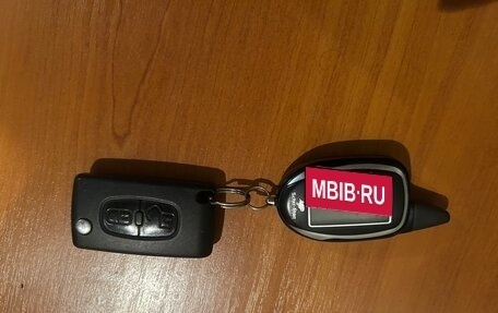 Citroen C-Crosser, 2011 год, 1 400 000 рублей, 39 фотография
