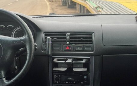 Volkswagen Golf IV, 2003 год, 450 000 рублей, 12 фотография