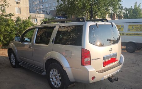Nissan Pathfinder, 2011 год, 1 700 000 рублей, 1 фотография