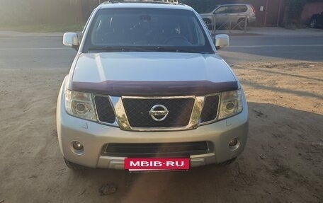 Nissan Pathfinder, 2011 год, 1 700 000 рублей, 15 фотография