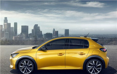 Peugeot 208 II, 2021 год, 1 800 000 рублей, 1 фотография