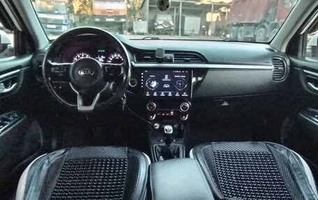 KIA Rio IV, 2018 год, 1 000 000 рублей, 7 фотография