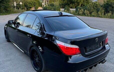 BMW 5 серия, 2008 год, 2 750 000 рублей, 2 фотография