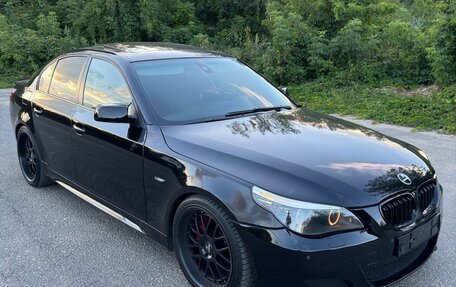 BMW 5 серия, 2008 год, 2 750 000 рублей, 3 фотография