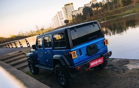 Jeep Wrangler, 2022 год, 5 800 000 рублей, 17 фотография