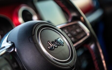 Jeep Wrangler, 2022 год, 5 800 000 рублей, 39 фотография
