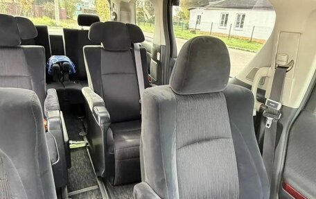 Toyota Vellfire I, 2009 год, 1 050 000 рублей, 7 фотография
