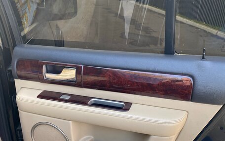Lincoln Navigator, 2005 год, 1 950 000 рублей, 12 фотография