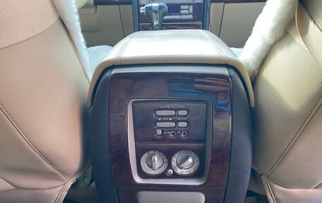 Lincoln Navigator, 2005 год, 1 950 000 рублей, 17 фотография