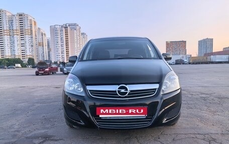Opel Zafira B, 2011 год, 550 000 рублей, 2 фотография