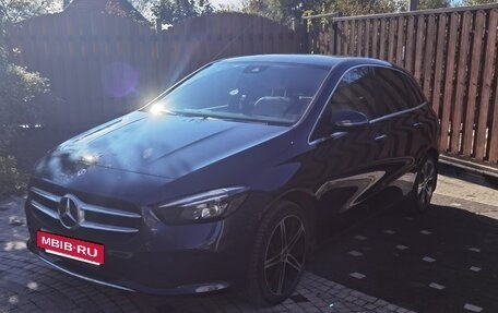 Mercedes-Benz B-Класс, 2019 год, 2 600 рублей, 2 фотография