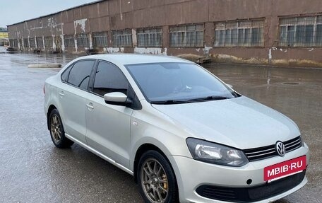 Volkswagen Polo VI (EU Market), 2012 год, 620 000 рублей, 2 фотография