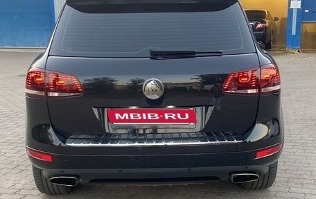 Volkswagen Touareg III, 2010 год, 1 850 000 рублей, 6 фотография