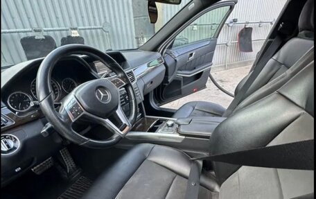 Mercedes-Benz E-Класс, 2012 год, 1 350 000 рублей, 4 фотография