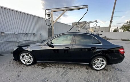 Mercedes-Benz E-Класс, 2012 год, 1 350 000 рублей, 2 фотография