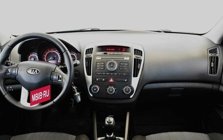 KIA cee'd I рестайлинг, 2010 год, 890 000 рублей, 5 фотография