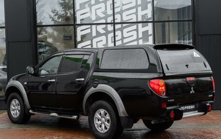 Mitsubishi L200 IV рестайлинг, 2014 год, 1 729 000 рублей, 2 фотография