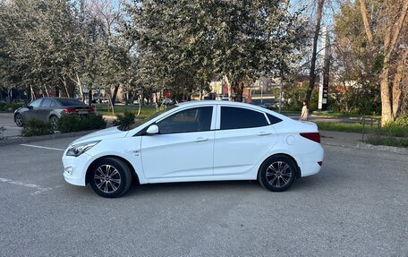 Hyundai Solaris II рестайлинг, 2016 год, 935 000 рублей, 3 фотография