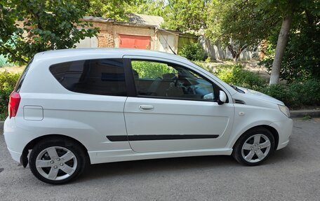 Chevrolet Aveo III, 2010 год, 500 000 рублей, 1 фотография