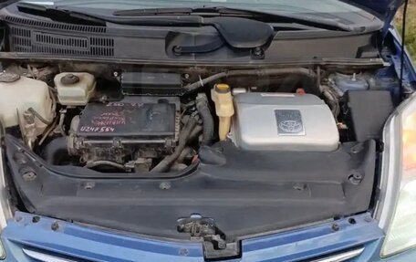 Toyota Prius, 2008 год, 799 999 рублей, 13 фотография
