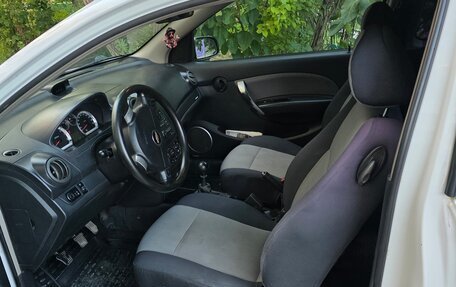 Chevrolet Aveo III, 2010 год, 500 000 рублей, 4 фотография