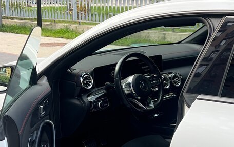 Mercedes-Benz CLA, 2020 год, 2 900 000 рублей, 15 фотография