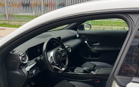 Mercedes-Benz CLA, 2020 год, 2 900 000 рублей, 22 фотография