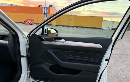 Volkswagen Passat B8 рестайлинг, 2020 год, 4 200 000 рублей, 30 фотография