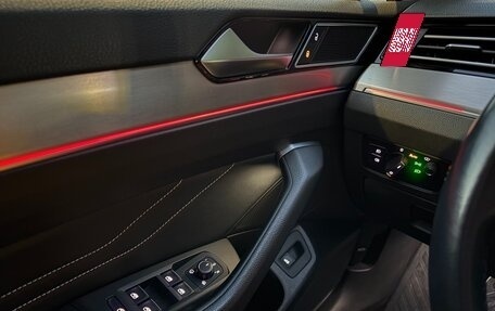 Volkswagen Passat B8 рестайлинг, 2020 год, 4 200 000 рублей, 40 фотография