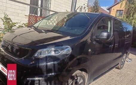 Peugeot Traveller I, 2023 год, 6 000 000 рублей, 2 фотография