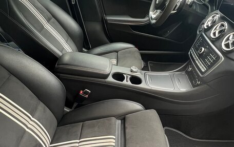 Mercedes-Benz GLA, 2017 год, 2 950 000 рублей, 5 фотография