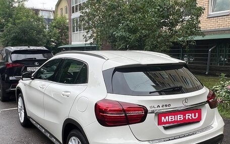 Mercedes-Benz GLA, 2017 год, 2 950 000 рублей, 2 фотография