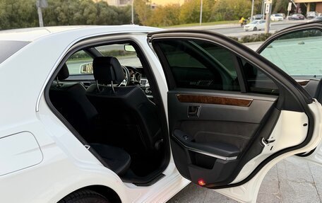 Mercedes-Benz E-Класс, 2014 год, 2 000 000 рублей, 13 фотография