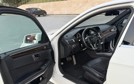Mercedes-Benz E-Класс, 2014 год, 2 000 000 рублей, 15 фотография