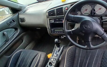 Nissan Avenir II, 1999 год, 340 000 рублей, 8 фотография