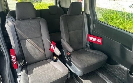 Toyota Voxy III, 2015 год, 1 650 000 рублей, 11 фотография