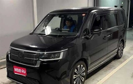 Honda Stepwgn, 2023 год, 2 300 008 рублей, 1 фотография