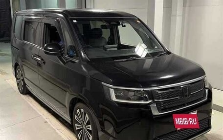 Honda Stepwgn, 2023 год, 2 300 008 рублей, 3 фотография