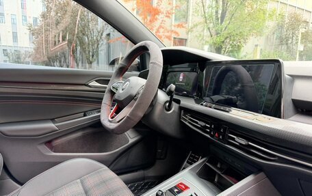 Volkswagen Golf GTI, 2023 год, 4 677 700 рублей, 11 фотография